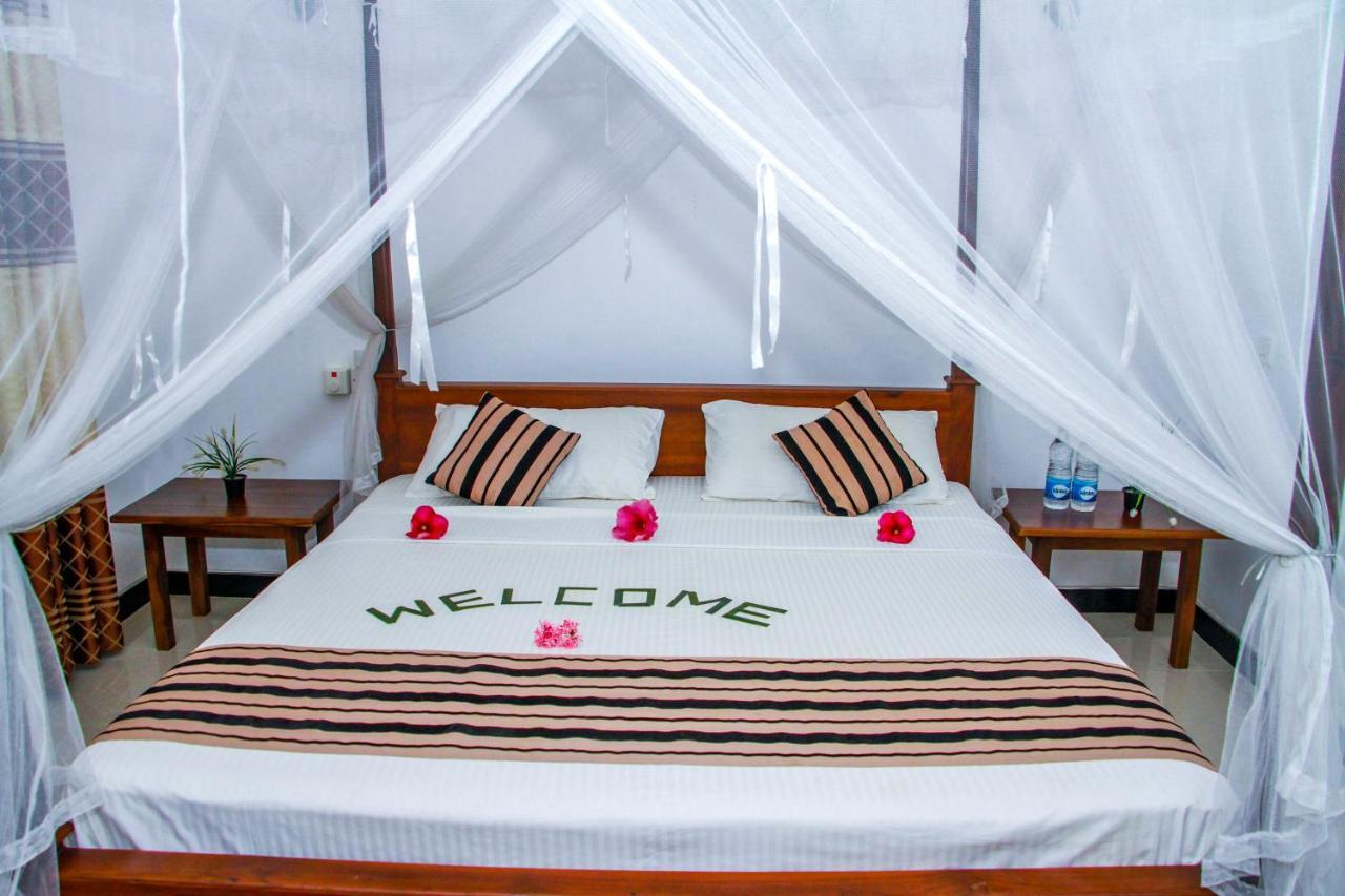 Nimsara Lodge シギリヤ エクステリア 写真