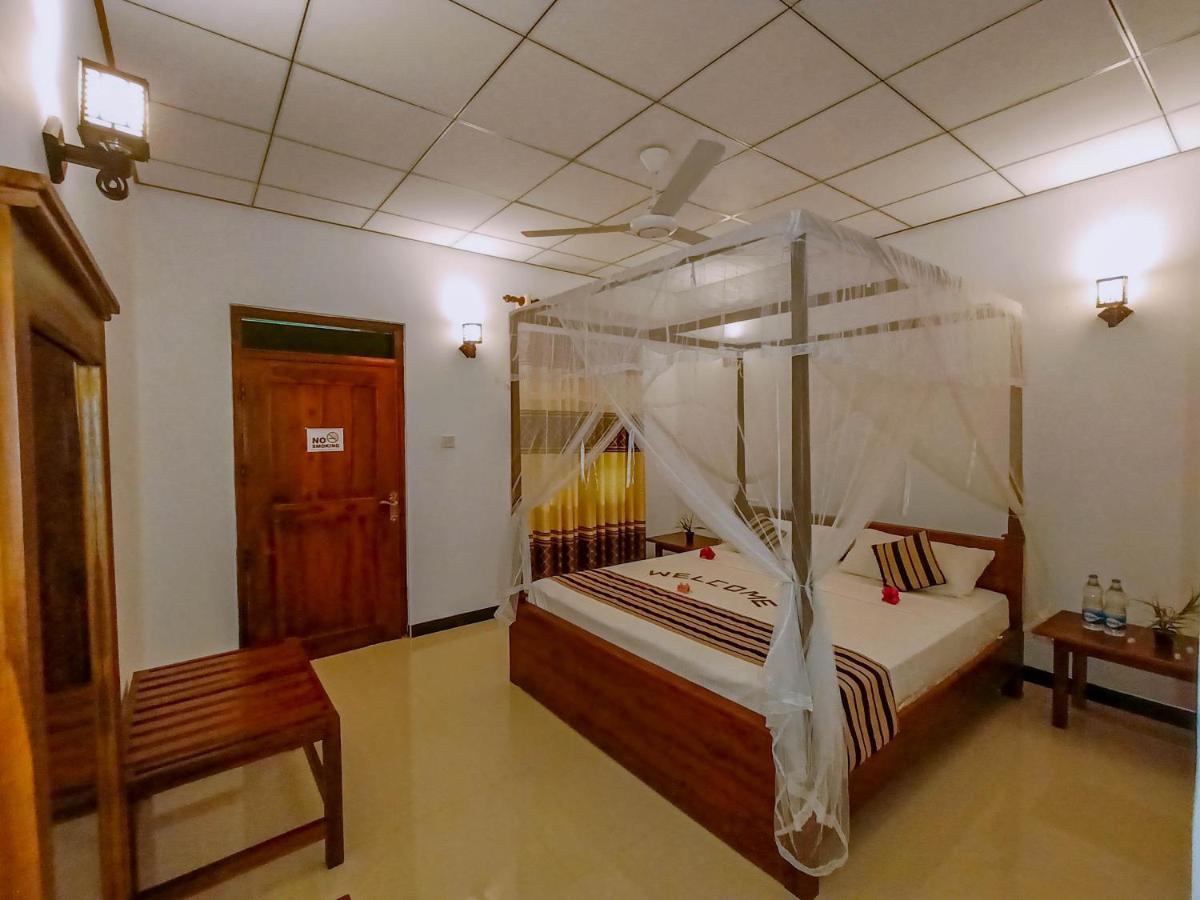 Nimsara Lodge シギリヤ エクステリア 写真